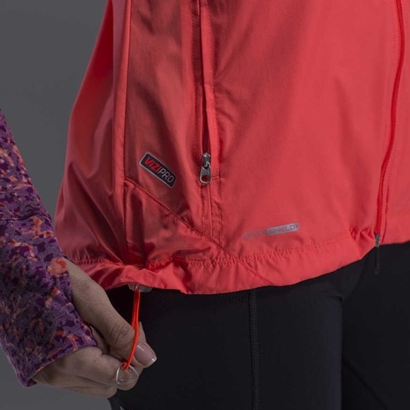 SAUCONY RUN SHIELD VIZI PRO LIGHTWEIGHT ZIP HOODED NEON BREEZE VEST, SIZE XS - Picture 13 of 15